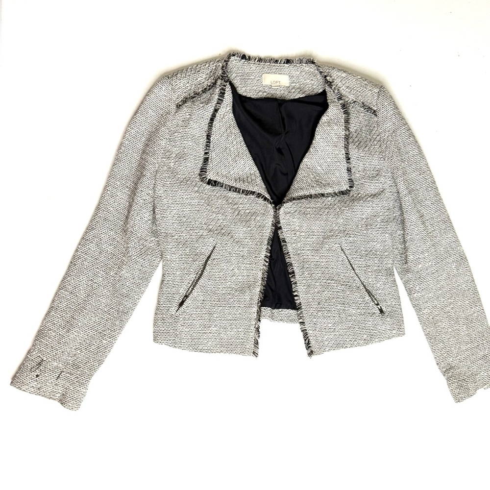 Loft Gray Tweed Open Front Jacket Blazer with Fringe Hem Size 4
